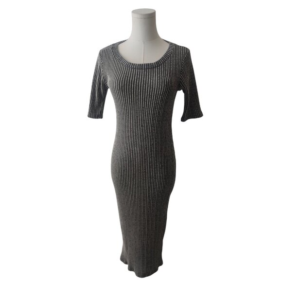 Toska Dresses & Skirts - Toska Grey Knit Bodycon Dress